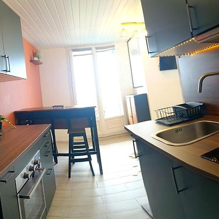Appartement Face Mer 4 Personnes Linge De Maison Et Papier Toilette Non Fournis Сент-Илер-де-Рие Екстериор снимка