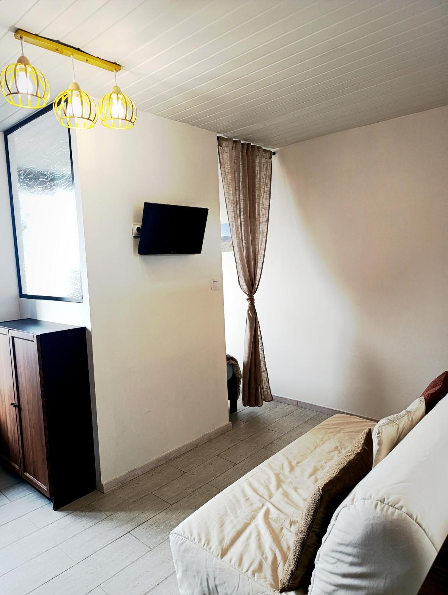 Appartement Face Mer 4 Personnes Linge De Maison Et Papier Toilette Non Fournis Сент-Илер-де-Рие Екстериор снимка