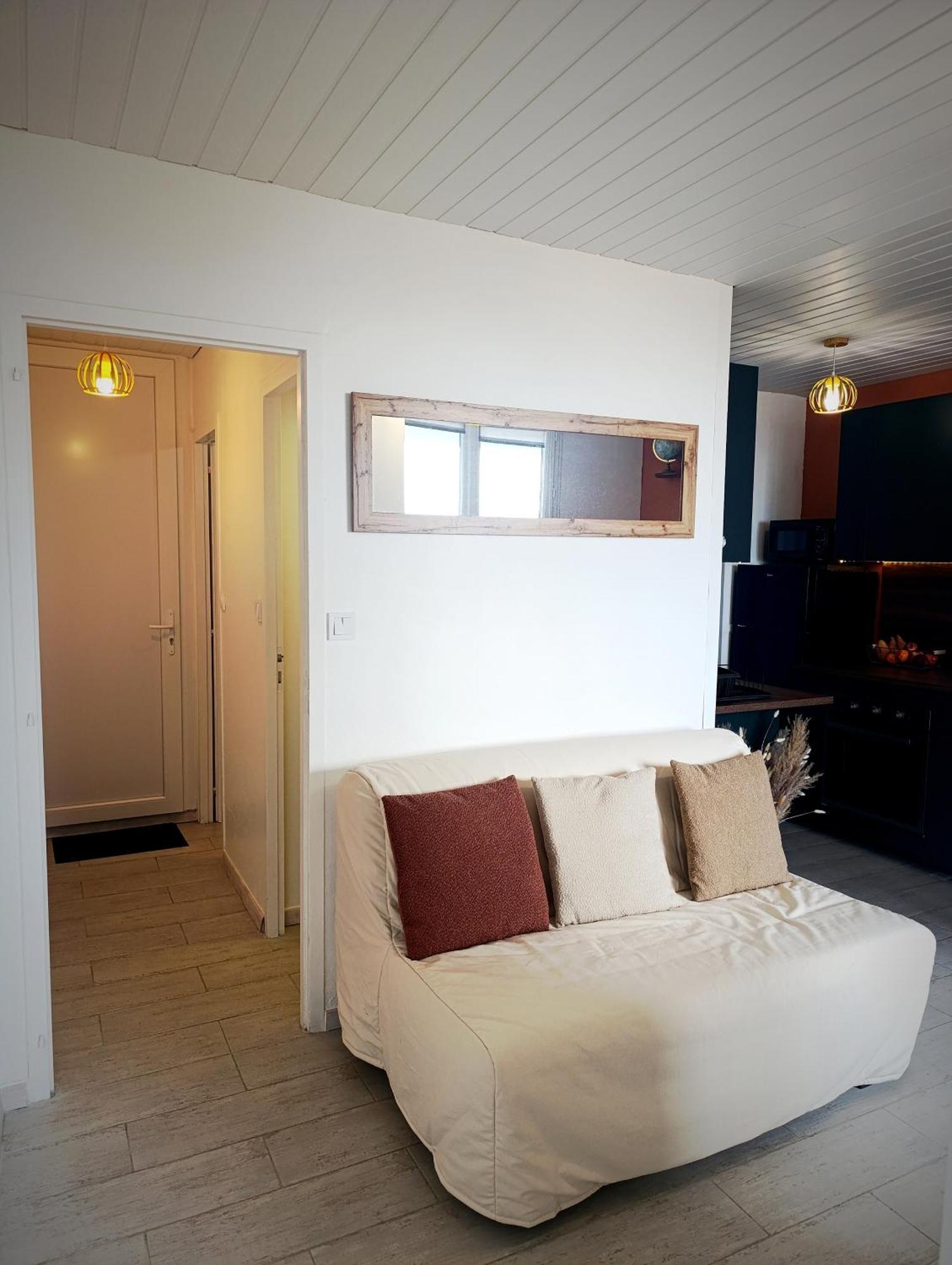 Appartement Face Mer 4 Personnes Linge De Maison Et Papier Toilette Non Fournis Сент-Илер-де-Рие Екстериор снимка