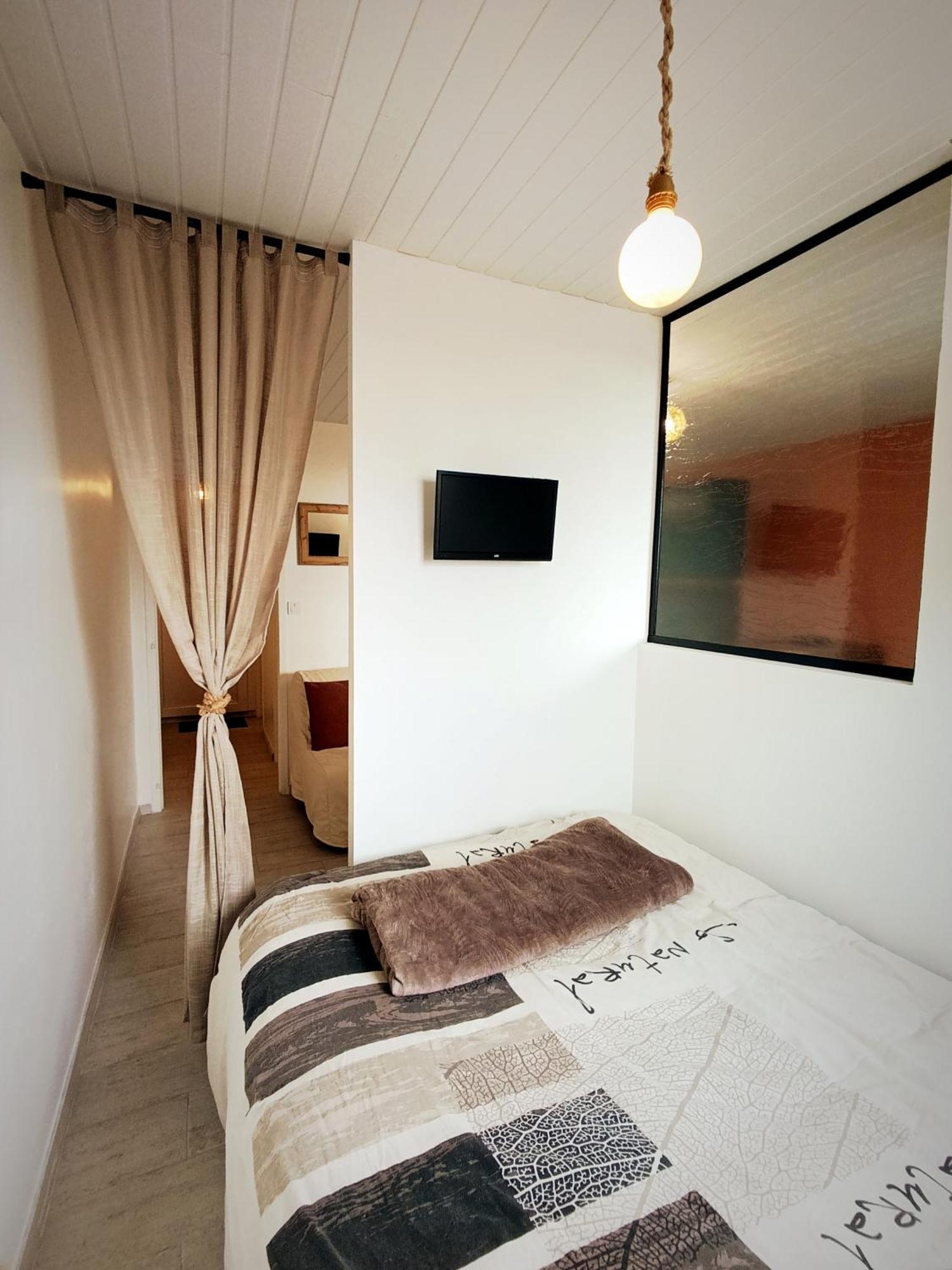 Appartement Face Mer 4 Personnes Linge De Maison Et Papier Toilette Non Fournis Сент-Илер-де-Рие Екстериор снимка