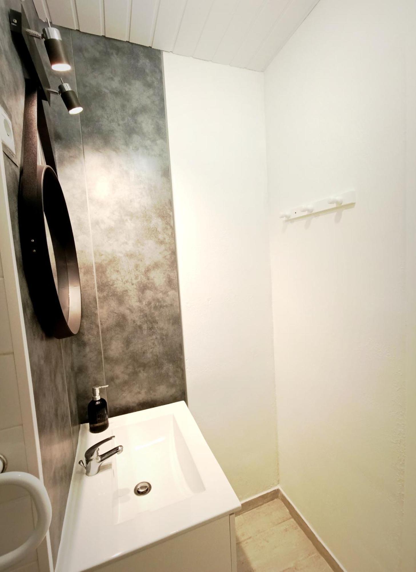 Appartement Face Mer 4 Personnes Linge De Maison Et Papier Toilette Non Fournis Сент-Илер-де-Рие Екстериор снимка